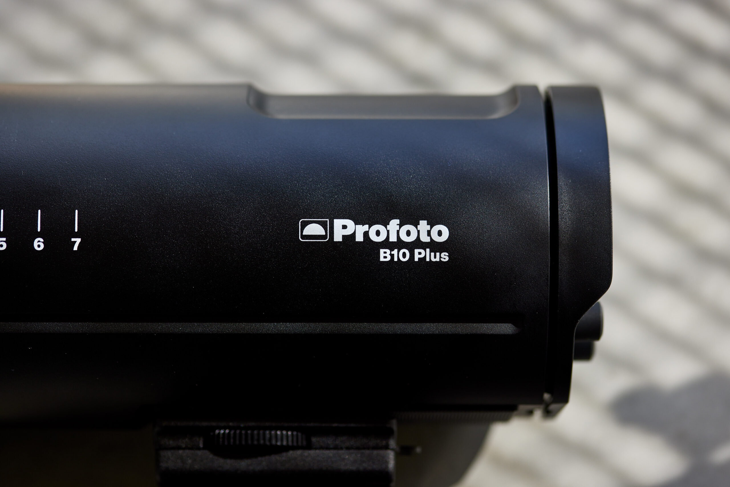 Profoto B10 Plusレビュー：先進のバッテリー式ストロボ