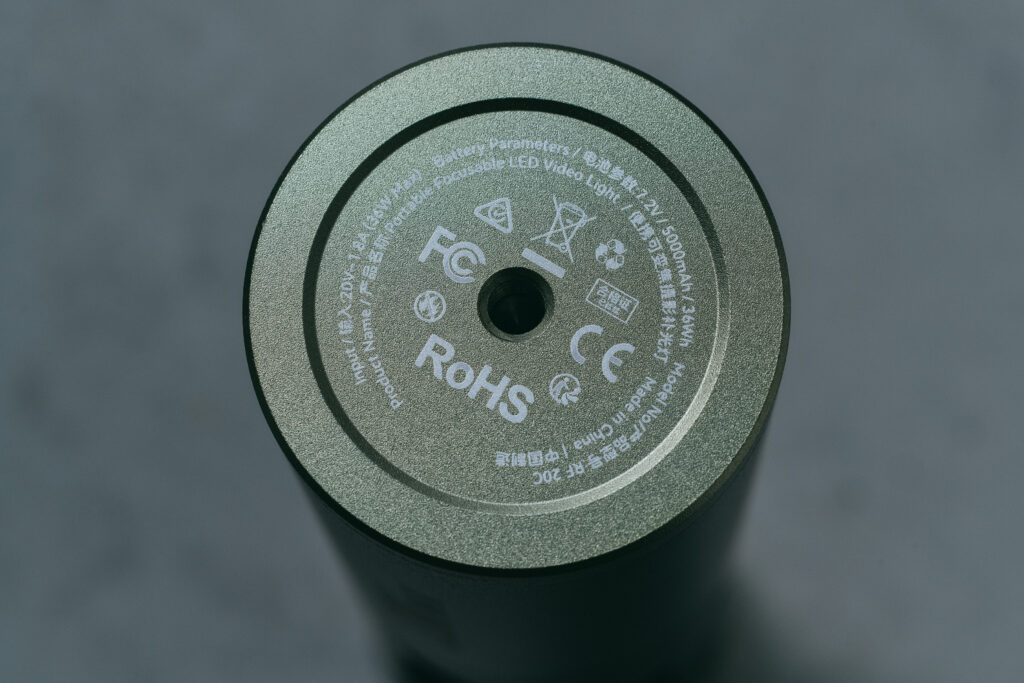 SmallRig RF20C底面の1/4インチネジ穴